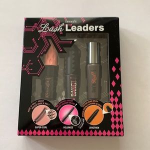 NWT Benefit Cosmetics 3 mascara mini kit - Lash Leaders